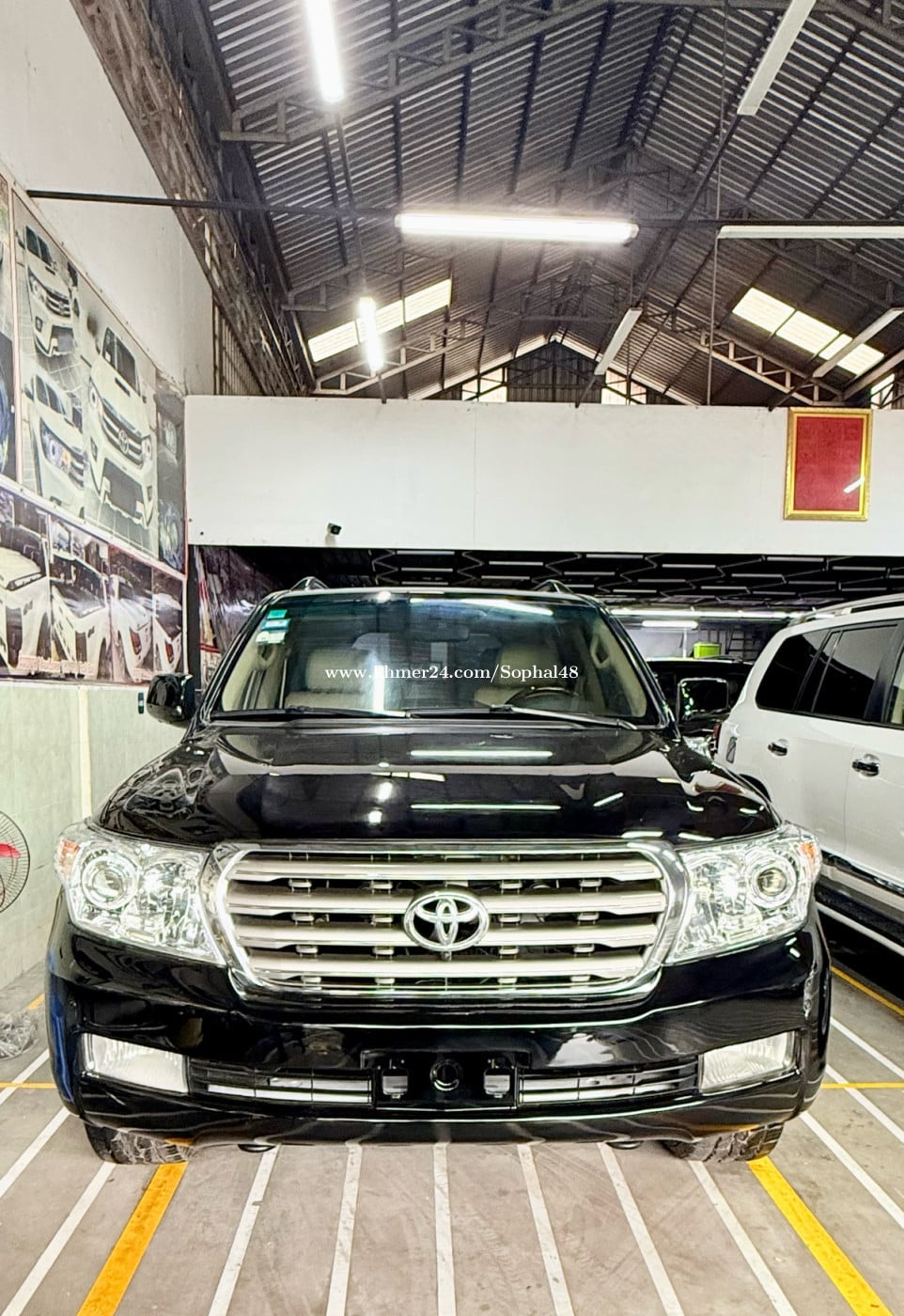 Toyota Land Cruiser VX - V8 Diesel Engine