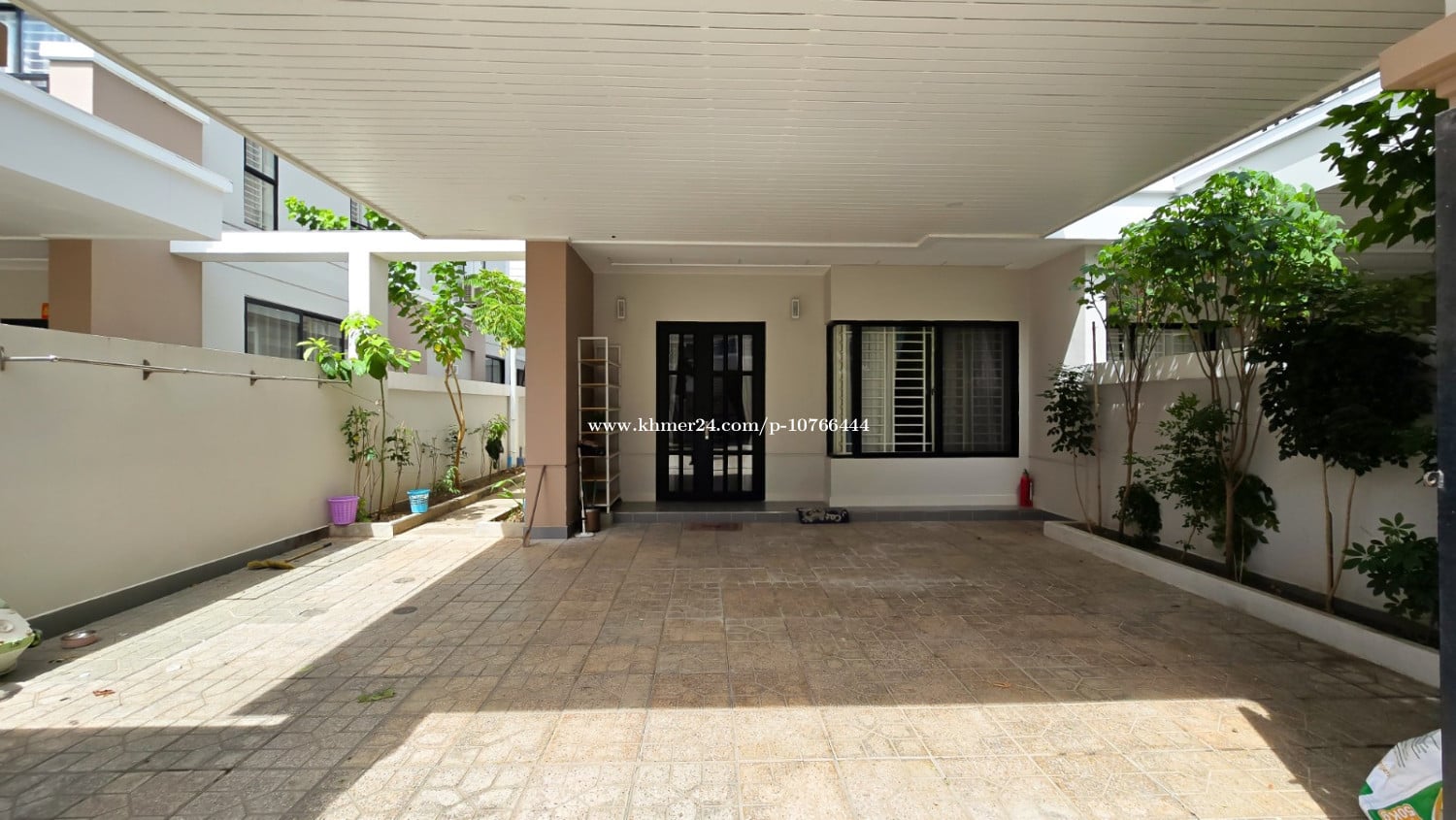 TWIN A VILLA FOR RENT IN PENG HUOTH BOENG SNOR - ECO ROMANCE
