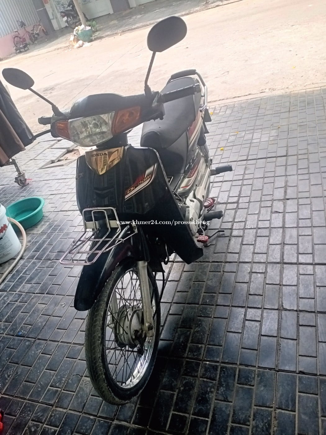 មានកាតគ្រីត្រឹមត្រូវ