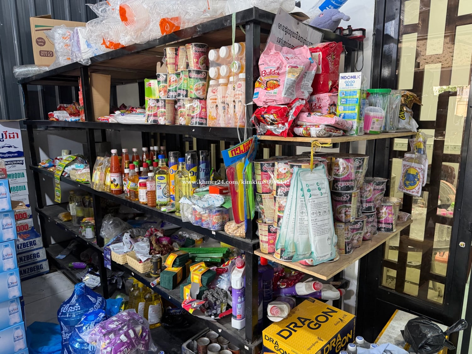 ធ្នើដាក់អីវ៉ាន់ ទទឹង 0.8m បណ្តោយ 3m កម្ពស់ 1.8m