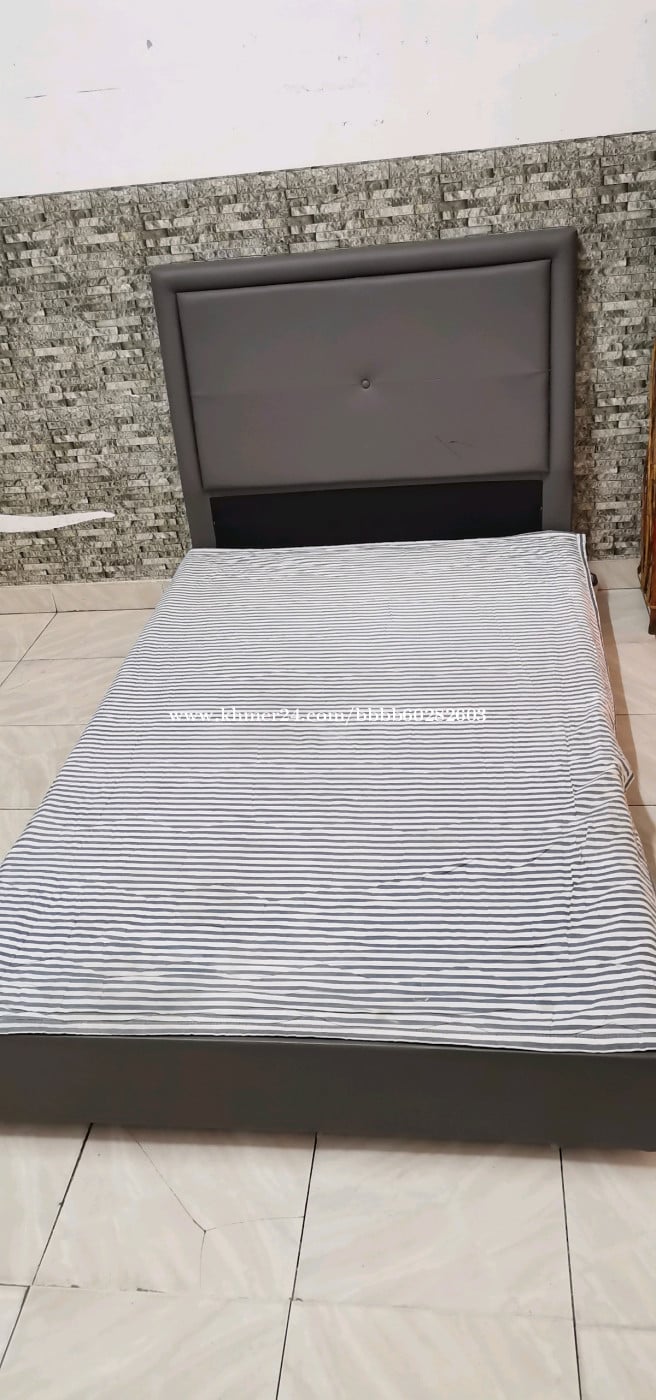 គ្រែ ទំហំ 120×200
