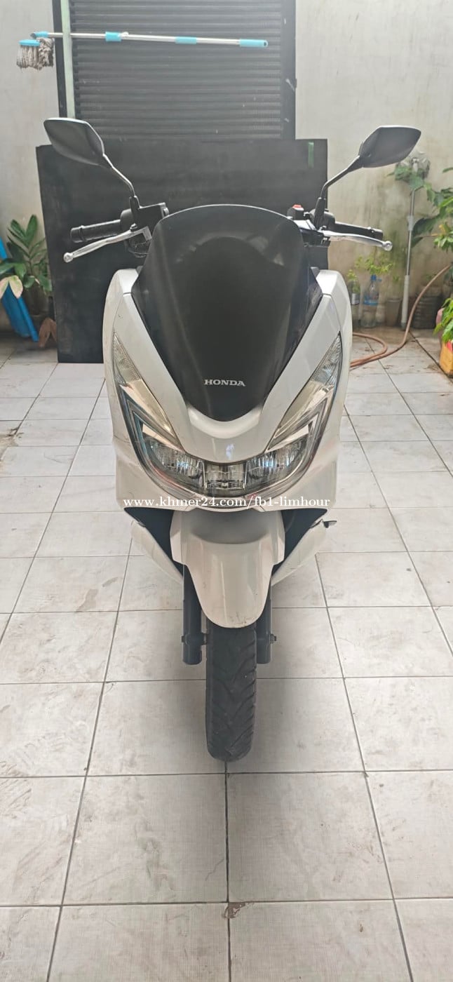 ម៉ូតូលក់ Honda PCX 2014 ជប៉ុនសុទ្ធ ជិះផ្ទាល់ មានកាតត្រឹមត្រូវ