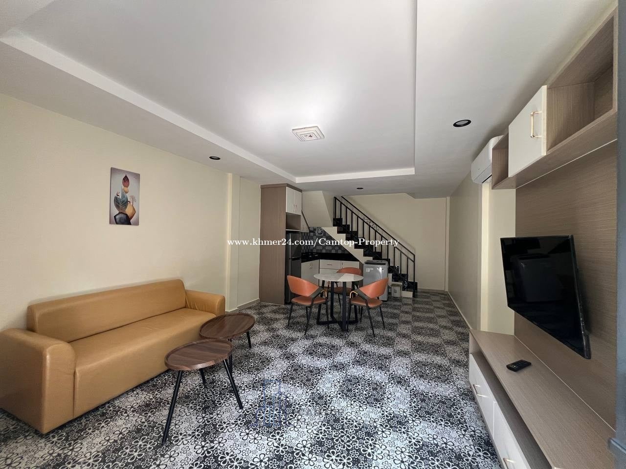 1BR - Ground Floor Apartment In Boeung Tompun Area