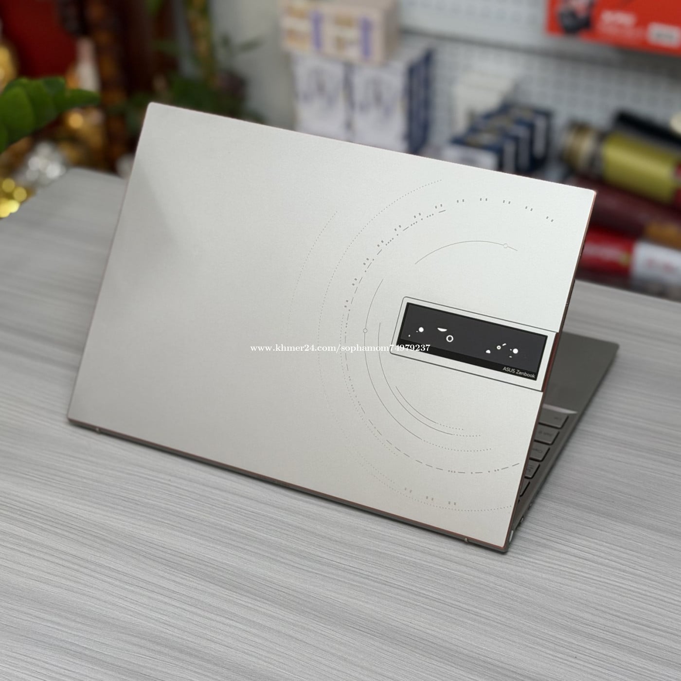 ASUS ZenBook 14X OLED Touch Screen