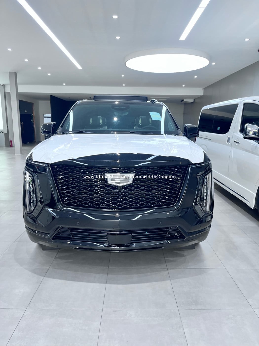 Cadilac Escalade 2026 Black Edition VIP Seat