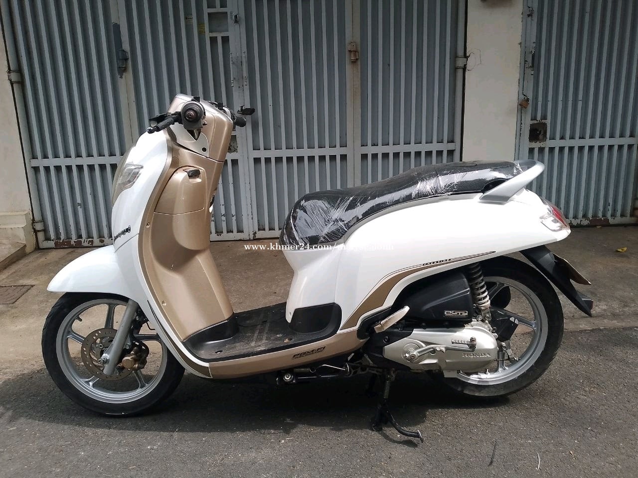 Honda scoopy 2018