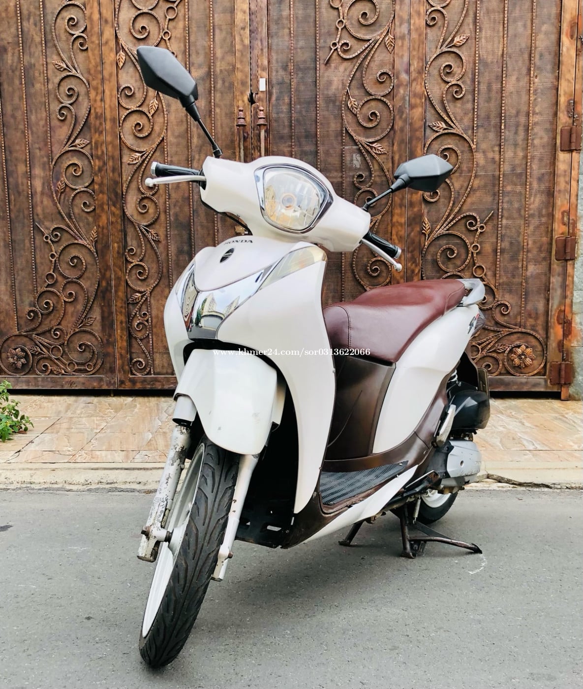 HONDA SH ( year 2013, 125cc, form Japan )