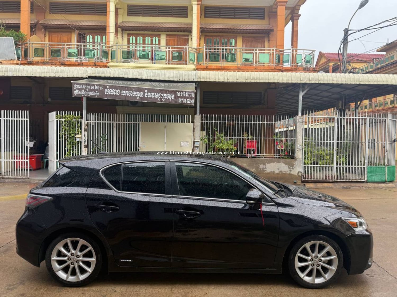 Lexus CT 200h 2012 For Rent /出租