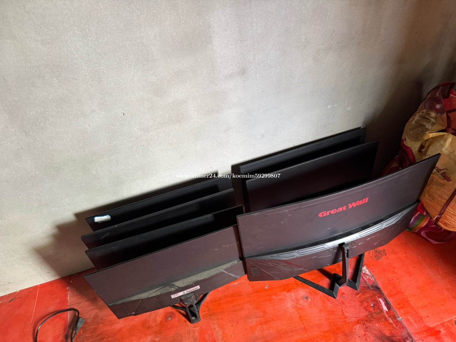 Monitor លក់ធូៗ 24អុីង 25 អុីង 32 អុីង