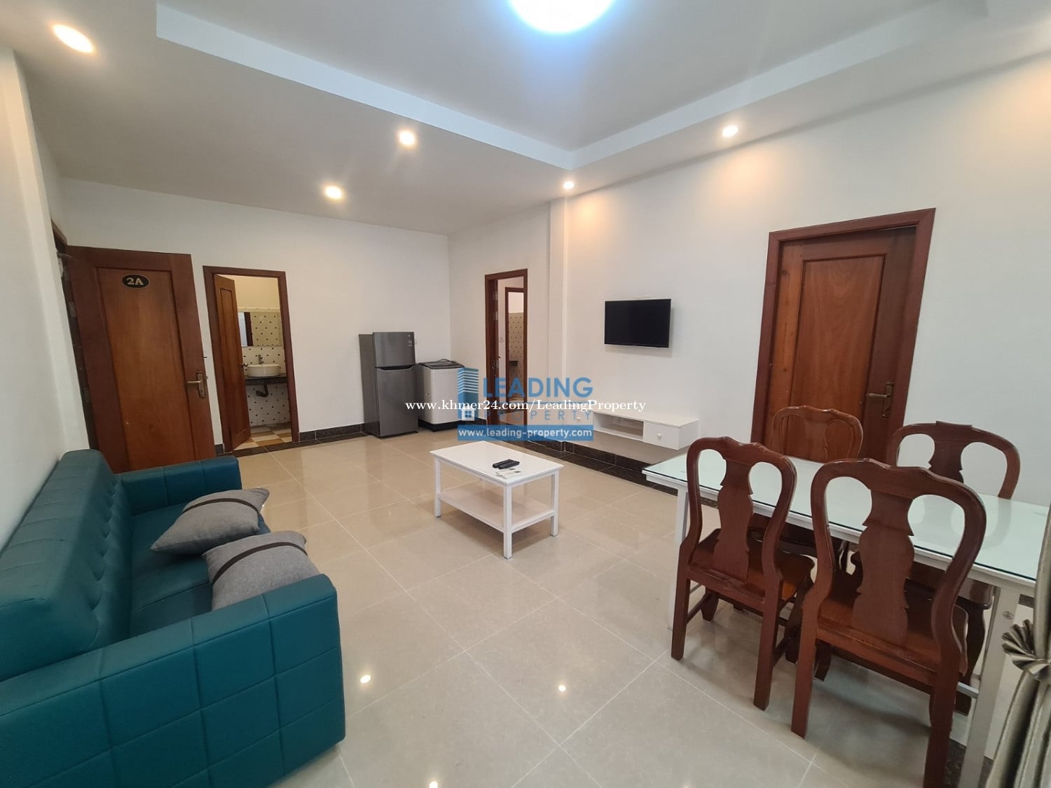 N861 | Western Clean 2 Bedrooms Apartment For Rent in Boeng Trabek Area