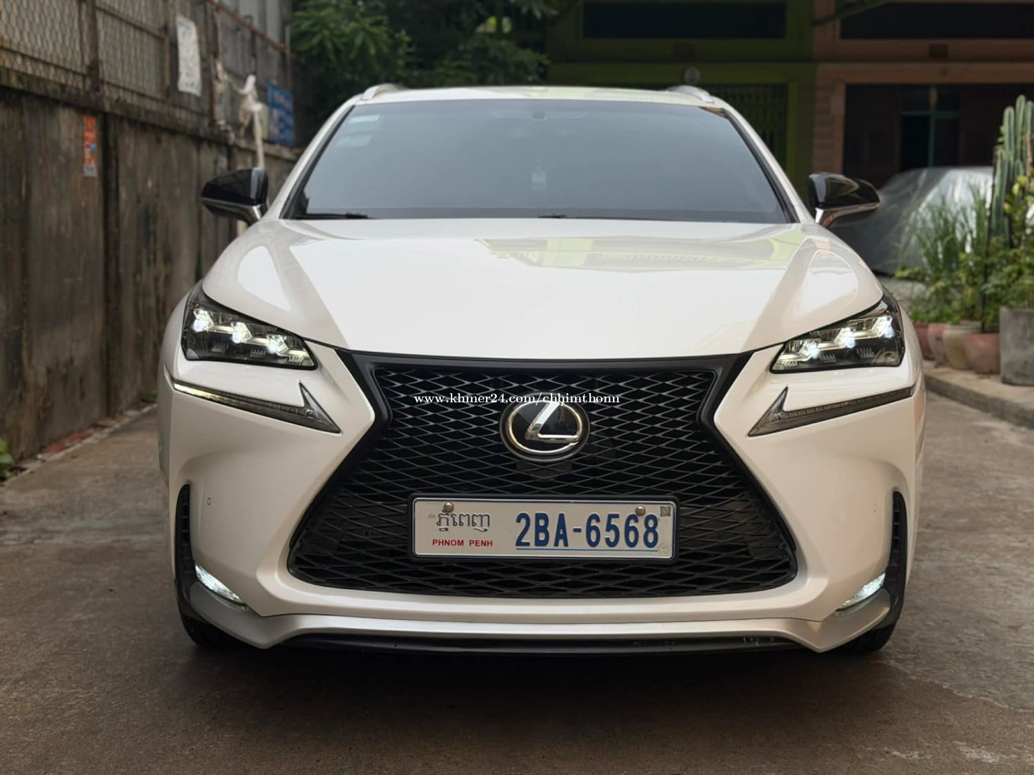 NX 200T F-Sports