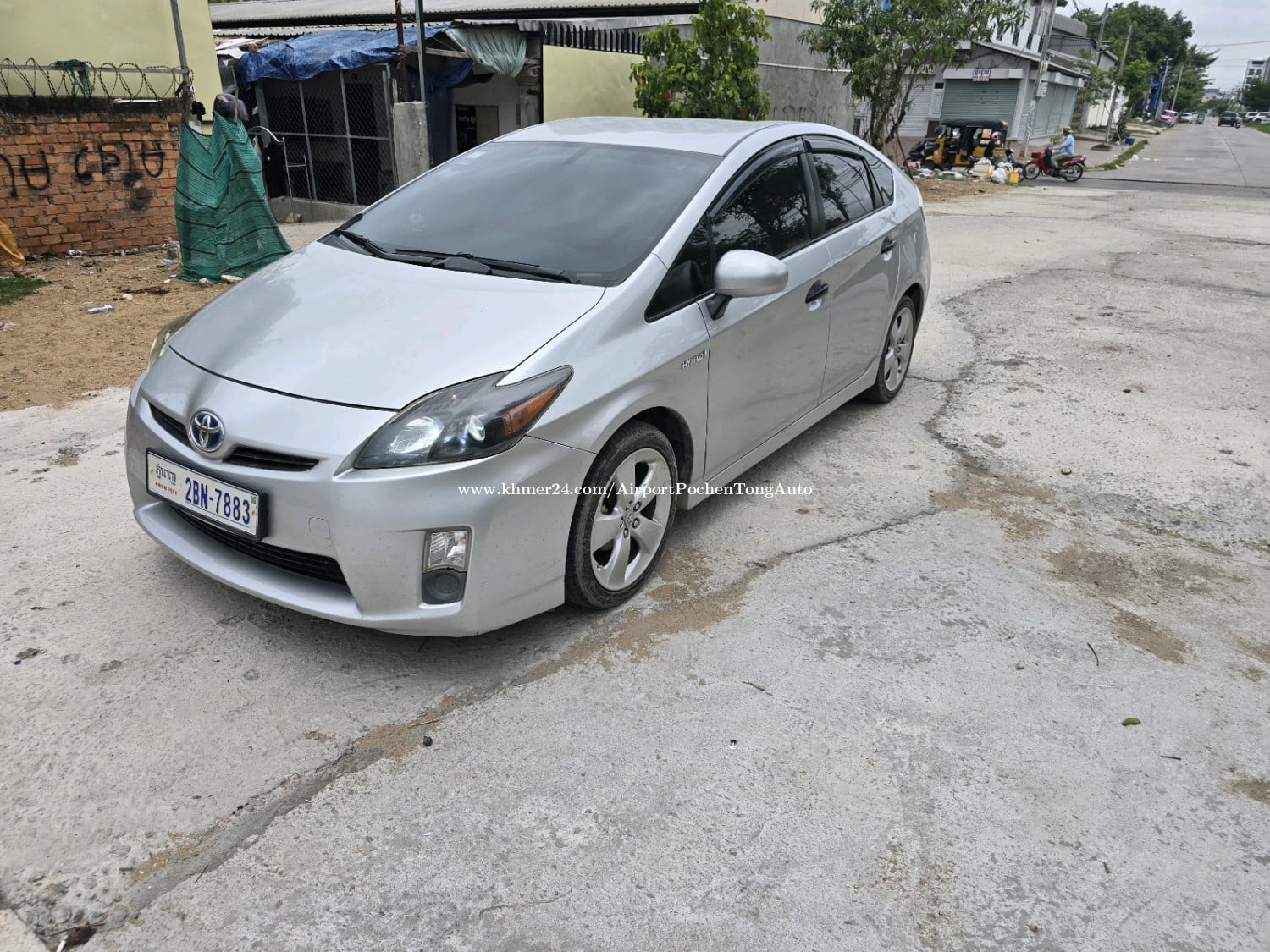 Prius 011 option 4 ម្ចាស់ដើម លក់
