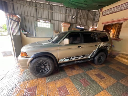 ឡានលក់