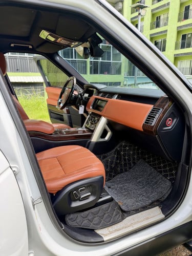 Land Rover Vogue 2015 full ឡានថ្មីណាស់ តំលៃល្អ