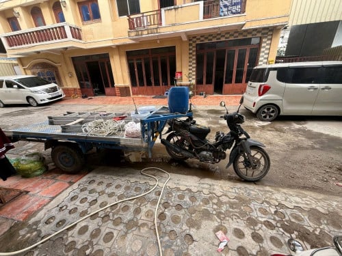 រ៉ឺម៉កលក់+ម៉ូតូ