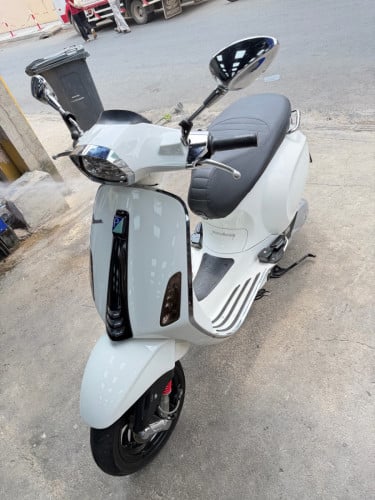 ម៉ូតូលក់