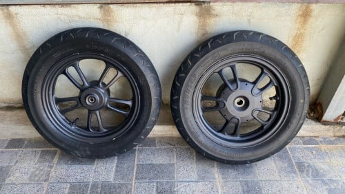 ចង់លក់ទាំងអស់