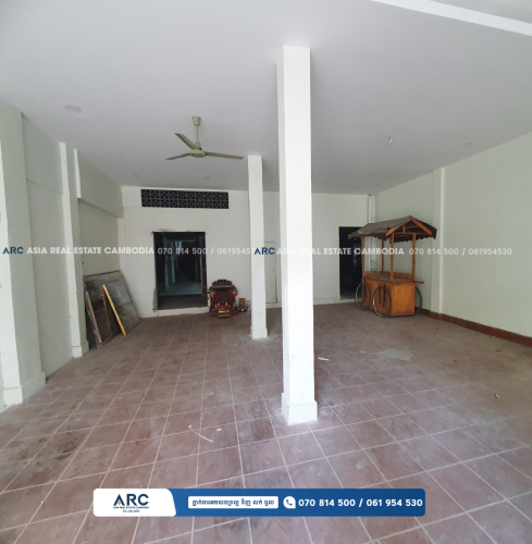 អគារលក់ទីតាំងល្អសំបូរទេសចរណ៍បរទេសច្រើន