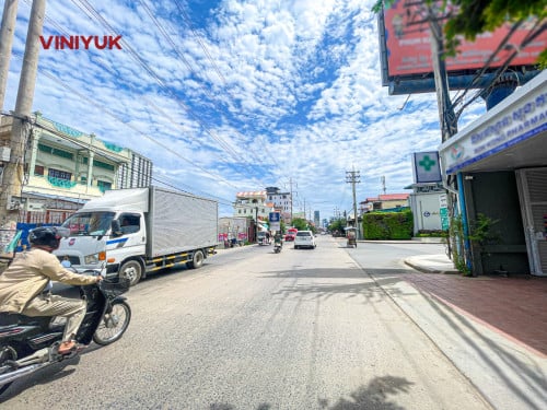 ដី សម្រាប់ជួល !