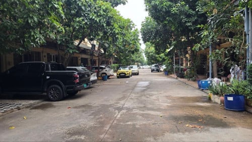 ផ្ទះសម្រាប់លក់ បុរីពិភពថ្មី ឈូកមាស
