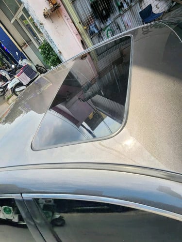 ឡានលក់បន្ទាន់