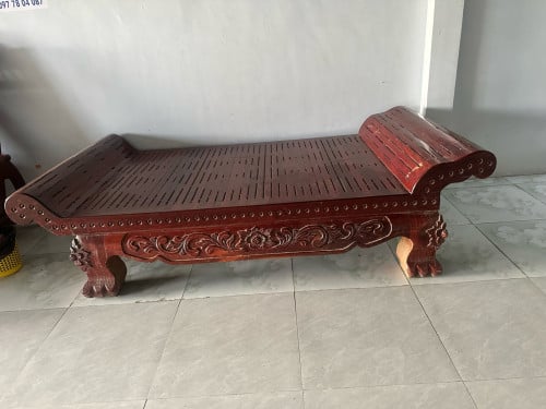 គ្រែព្រះនាងសក្រំឈើក្រាស់ល្អ