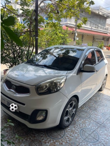 ប្រញាប់លុយសងគេ