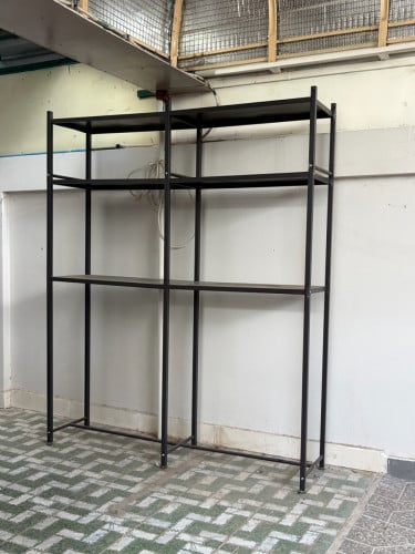 ធ្មើរដាក់ឥវ៉ាន់