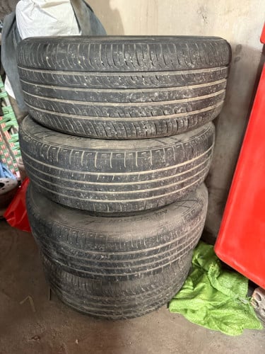 យ៉ាន់ឡានតាកេ៤លក់