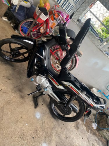 នៅស្អាត