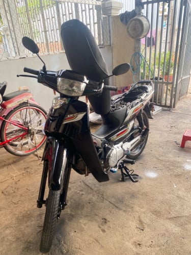 នៅស្អាត
