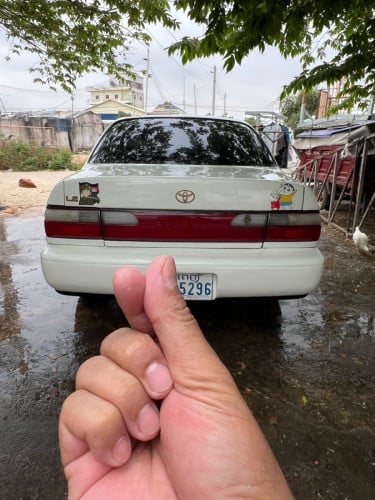លក់រថយន្តជិះផ្ទាល់ខ្លួន