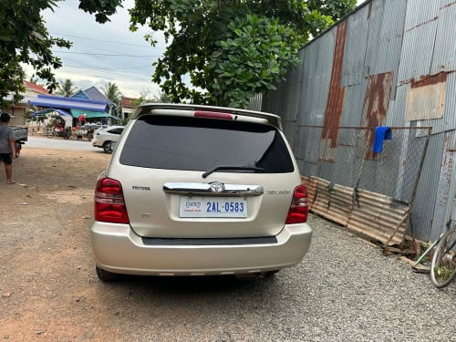 ឡានលក់ប្រញាប់លុយ 01 ប៉ុង1 បើកដំបូល
