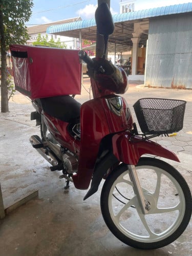 ដាក់លក់សេះក្រហម1គ្រឿង 550$ ចរចារ