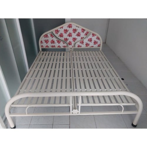 គ្រែដែក ខ្នាត 160 x 200cm (យកច្រើនចុះច្រើន)