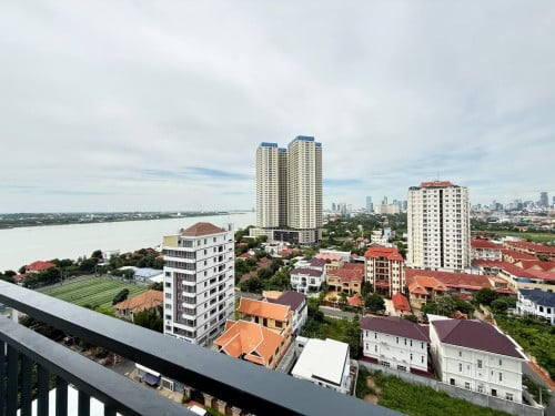 ๐
๐จ๐ซ ๐๐๐ง๐ญ: 2BR Apartment Available For Rent โ Mekong View 6 Condo