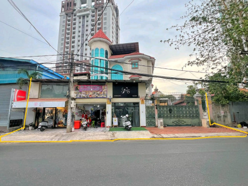ដី និងផ្ទះលក់បន្ទាន់ ក្រោមតម្លៃទីផ្សារលើផ្លូវ 608 ទួលគោក