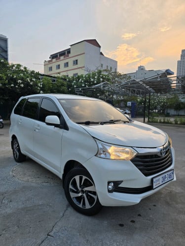 លានជប៉ុន7កៅអី3ជួរ Toyota Avenza017