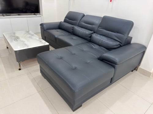 សាទ្បុង 900$ តុ 400$