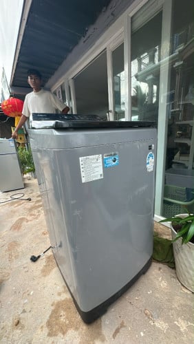 ម៉ាកសាមស៊ុង ម៉ាសុីននៅថ្មី 99% ឆ្កូតខាងក្រៅតិច ប្រើបាន៣ខែ