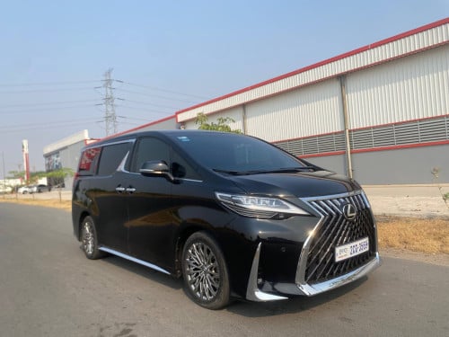 ឡាន Alphal UP LM សម្រាប់លក់ ឡានម្ចាស់ដើមជិត មិនមែនជួល