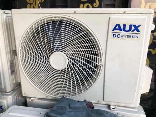 លក់ម៉ាសុីនត្រជាក់ AUX 2សេះ inverter សន្សំសំចៃភ្លេីង
