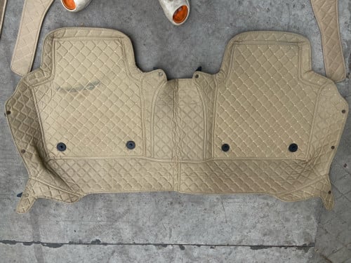កំរាលជើង Camry07