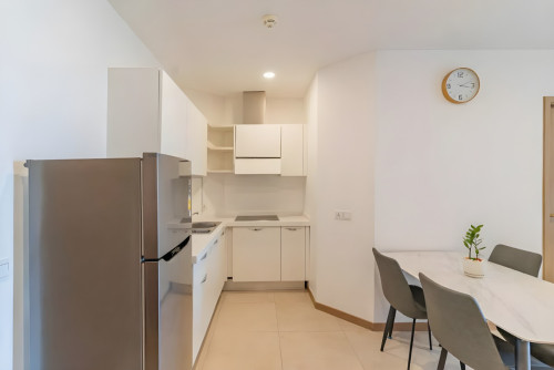 𝐅𝐨𝐫 𝐑𝐞𝐧𝐭: Cheapest 2 Bed Apartment – The Penthouse Residence, Aeon 1