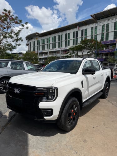 មានស្តុកតម្លៃល្អ FORD Ranger Wildtrak 3.0L V6