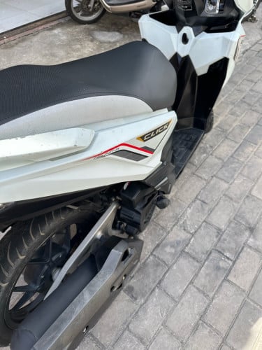 លក់Honda click