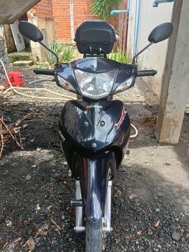 ម៉ូតូ honda wave 110c ម្ចាស់ដើម លក់ក្នុងតំលៃ 1150$ លេខទំនាក់ទំនងក្នុងការទិញ 012422632, 067382999