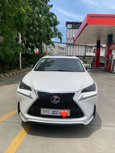 ឡានលក់បន្ទាន់ Lexus NX200t 015 3បេតុង ប៉ុង1