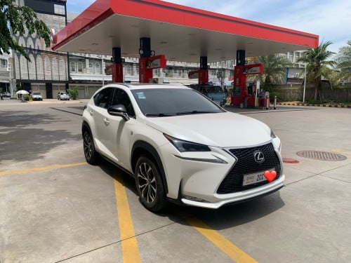ឡានលក់បន្ទាន់ Lexus NX200t 015 3បេតុង ប៉ុង1