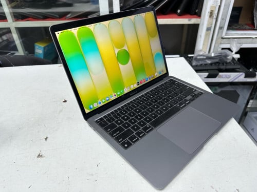 បងៗចង់បានMacBook តំលៃល្អ